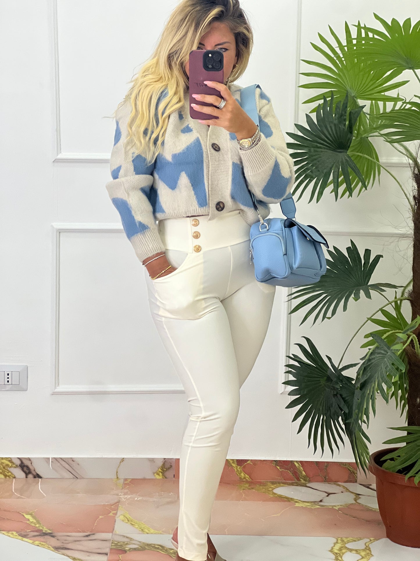 Pull giulia celeste